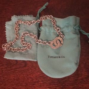 Tiffany & Co. Silver interlocking necklace